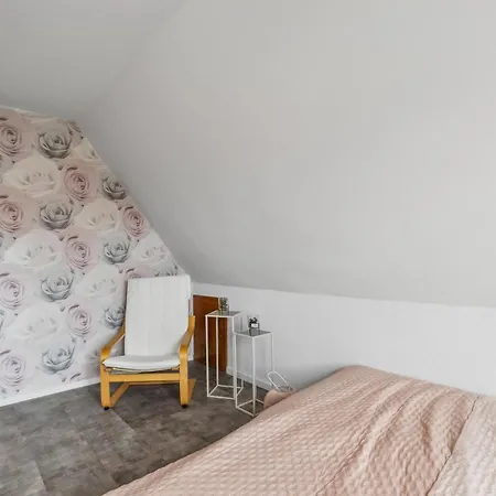 5 Bedroom Gorgeous In Holiday home Krummhoern