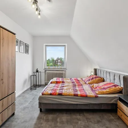 Holiday home 5 Bedroom Gorgeous In