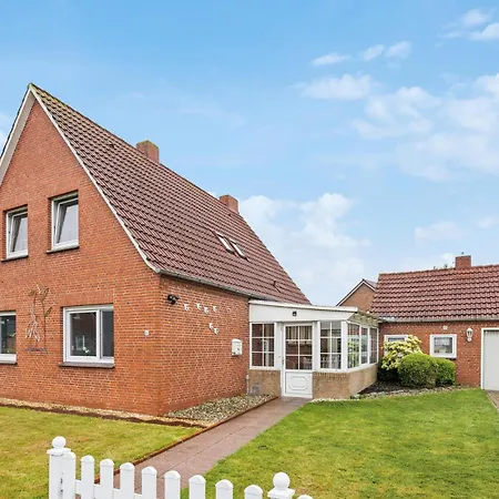 5 Bedroom Gorgeous In Krummhoern